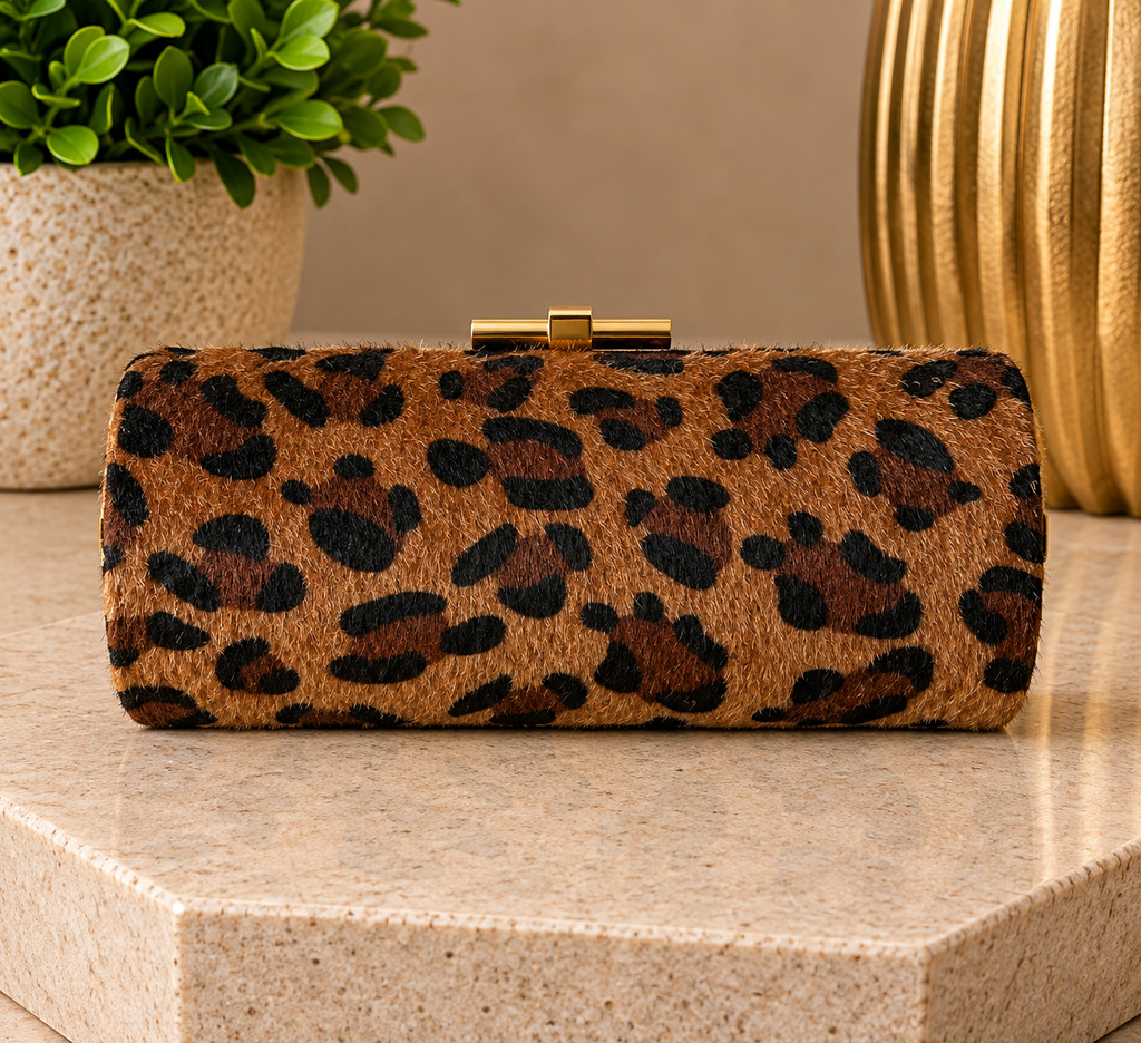 THE WILD LUXE CLUTCH