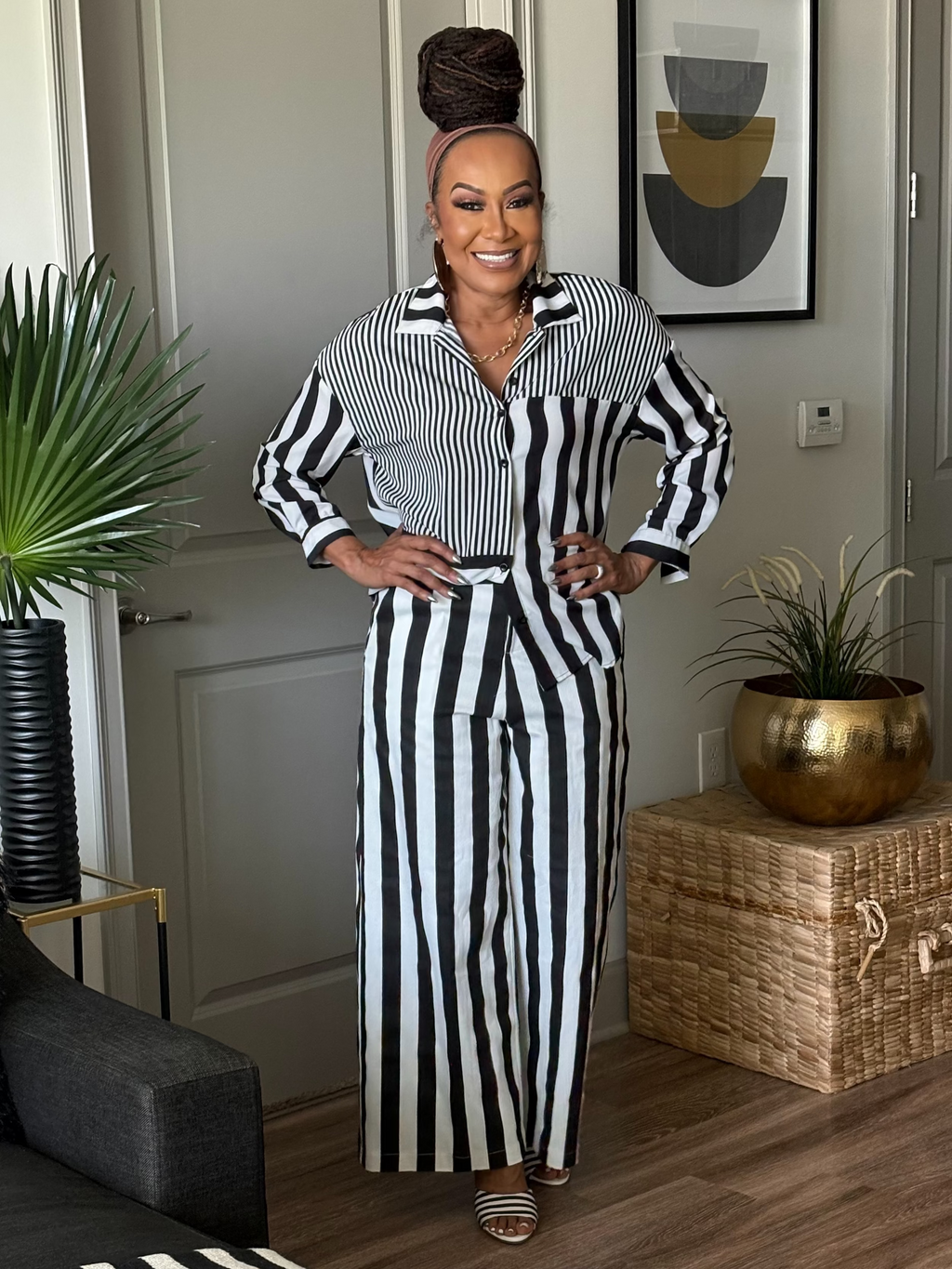 THE RESORT READY BLACK & WHITE  STRIPED PANT