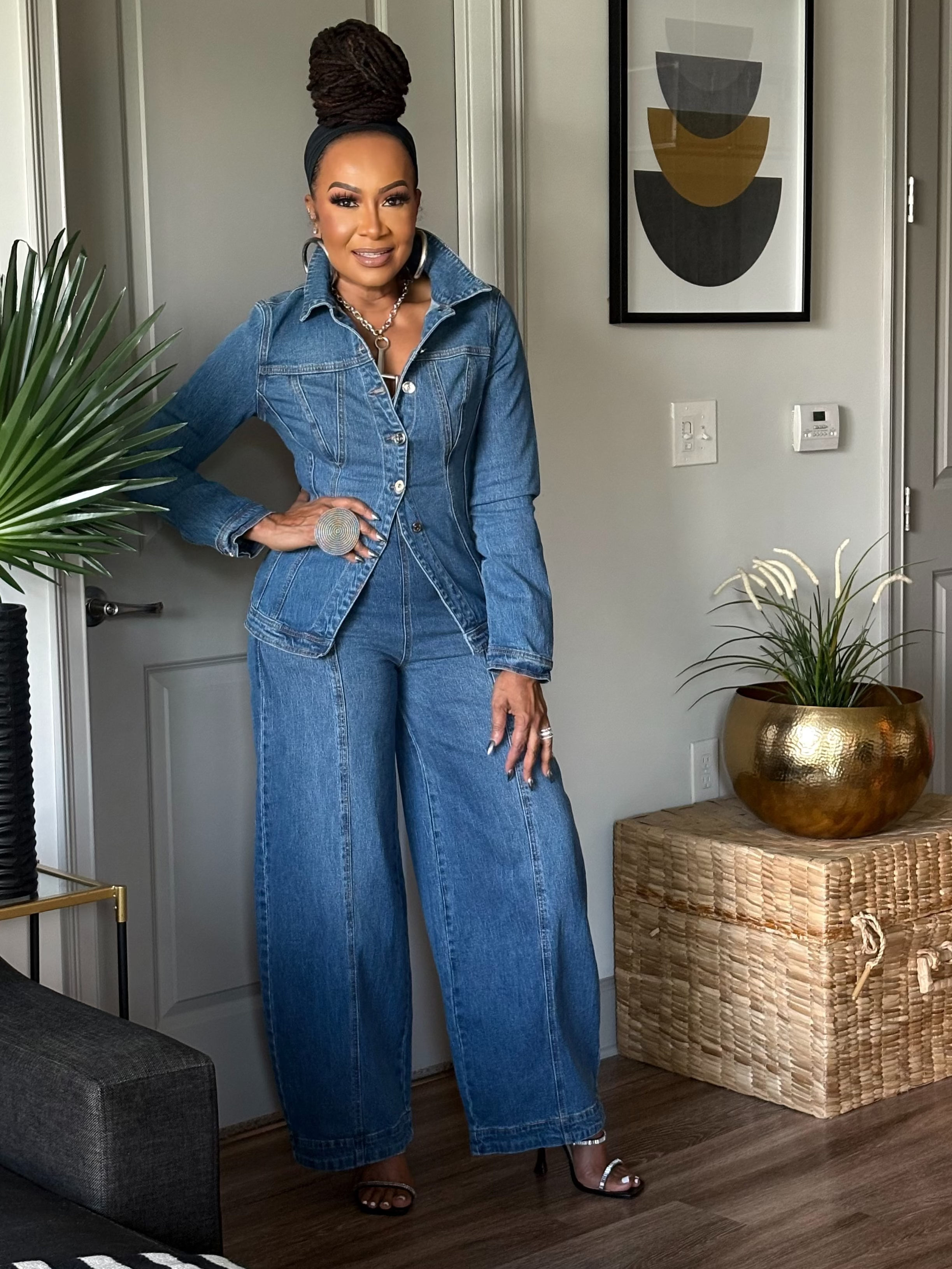THE PERFECT FIT BARREL LEG JEANS